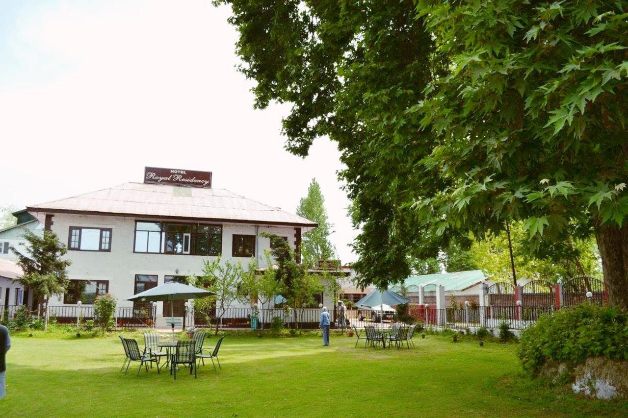 Royal Residency Hotel Srīnagar Zewnętrze zdjęcie